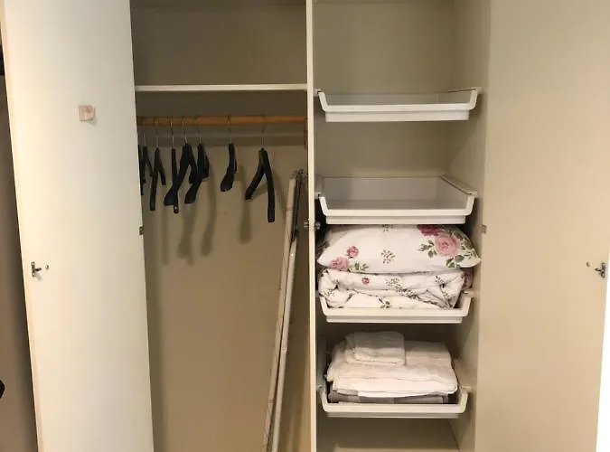 Lovely Within Walking Distance -centre 波里